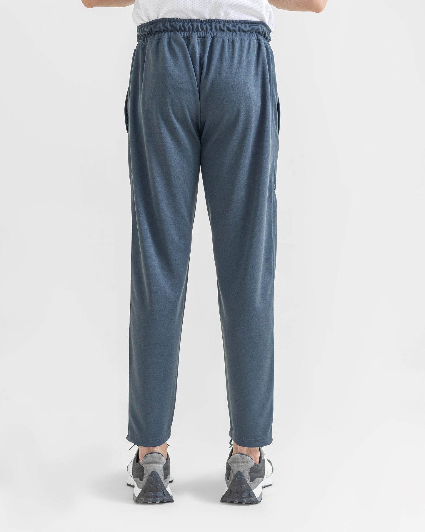 DARK GRAYISH LOOSE FIT PLEATED TROUSERS