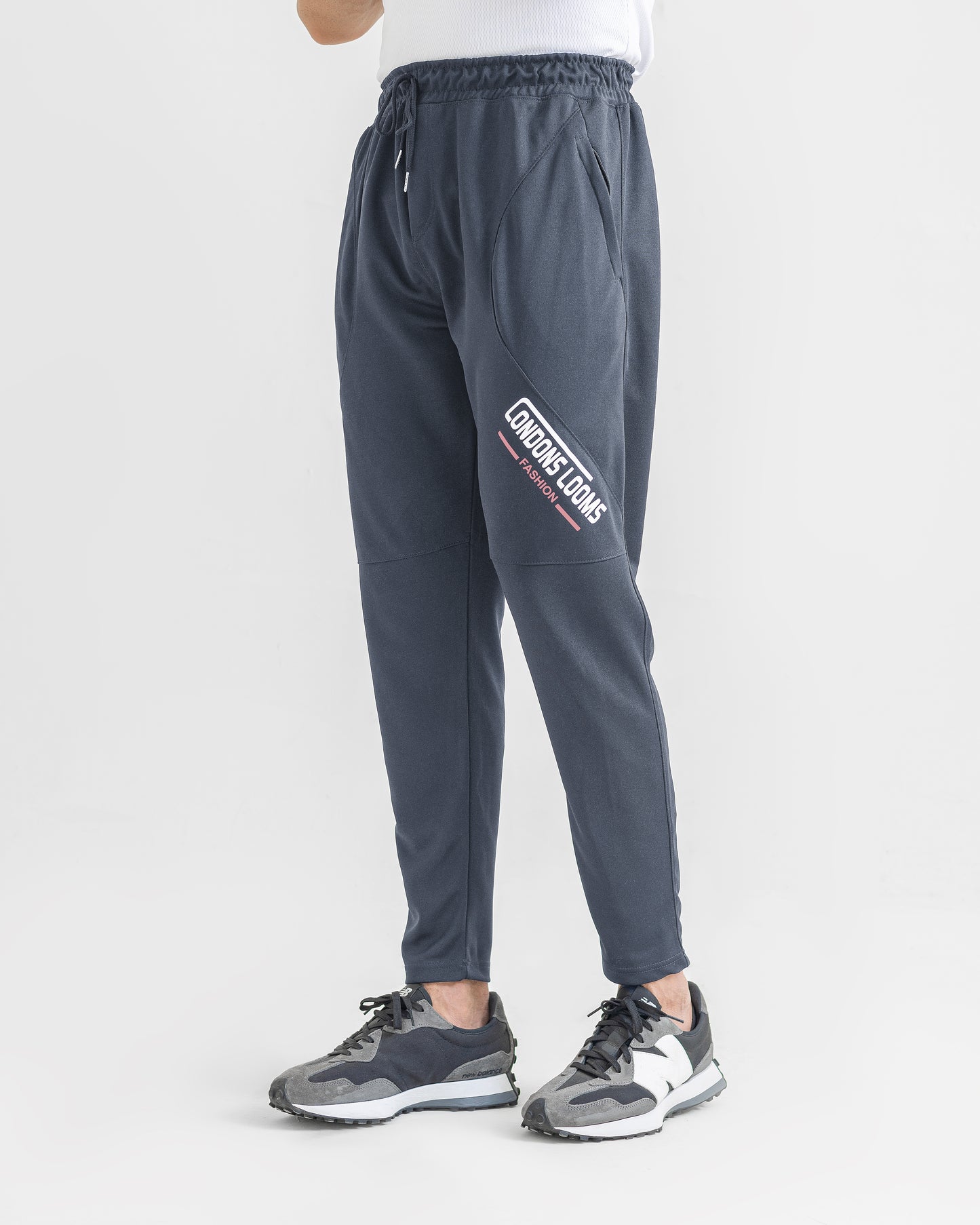 GRAY LOOSE FIT PLEATED TROUSERS