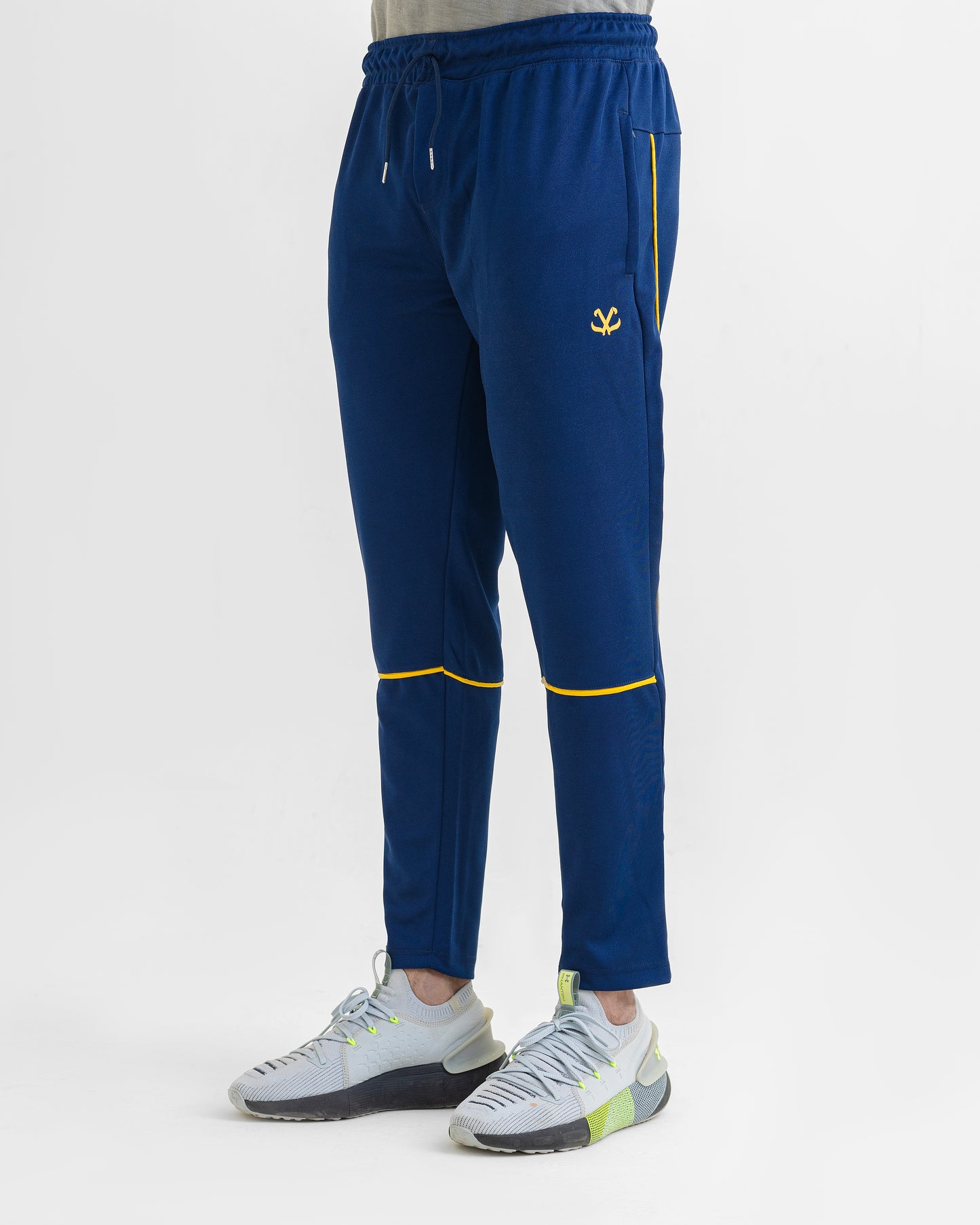 BLUE LOOSE FIT PLEATED TROUSERS