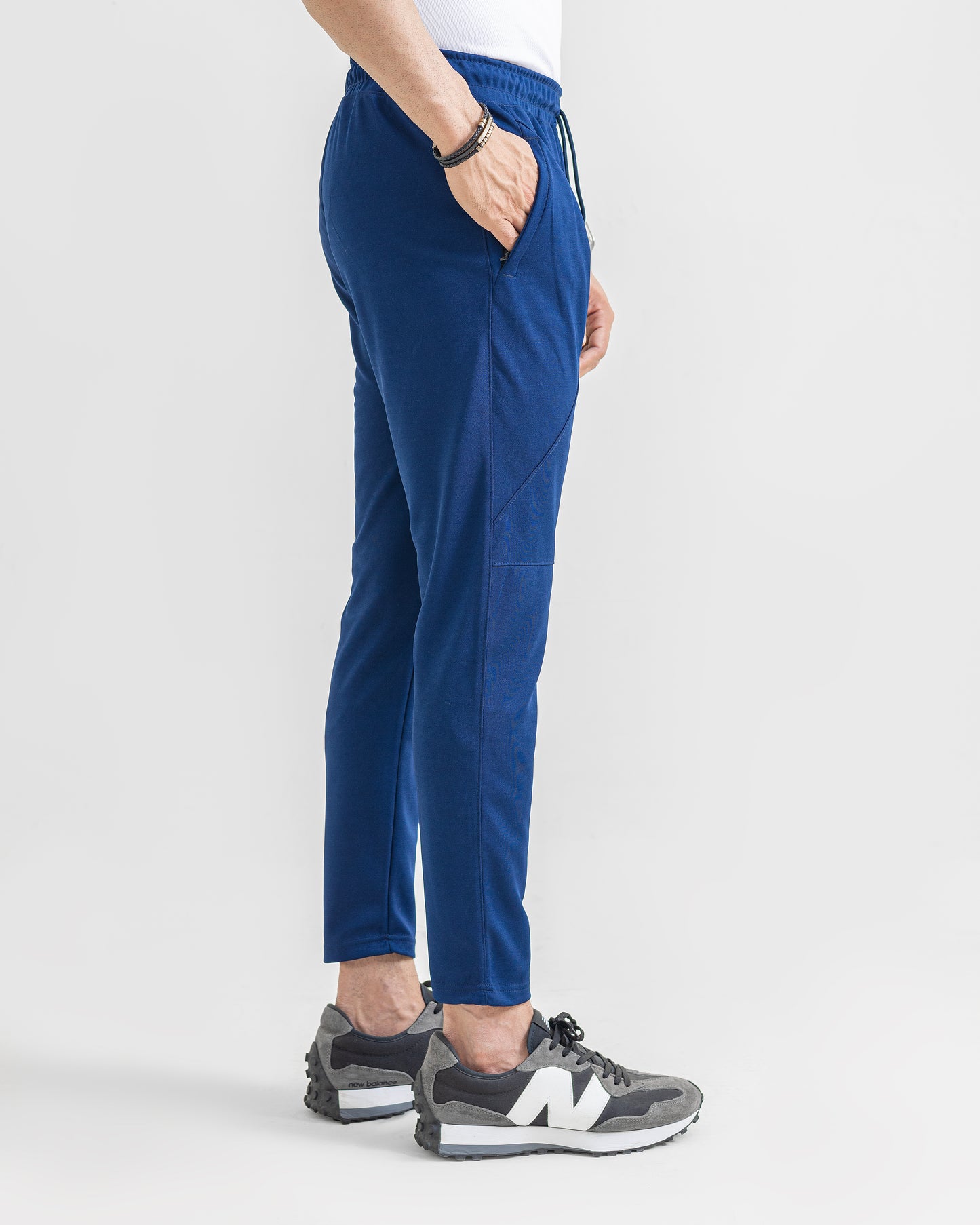 DARK BLUE LOOSE FIT PLEATED TROUSERS
