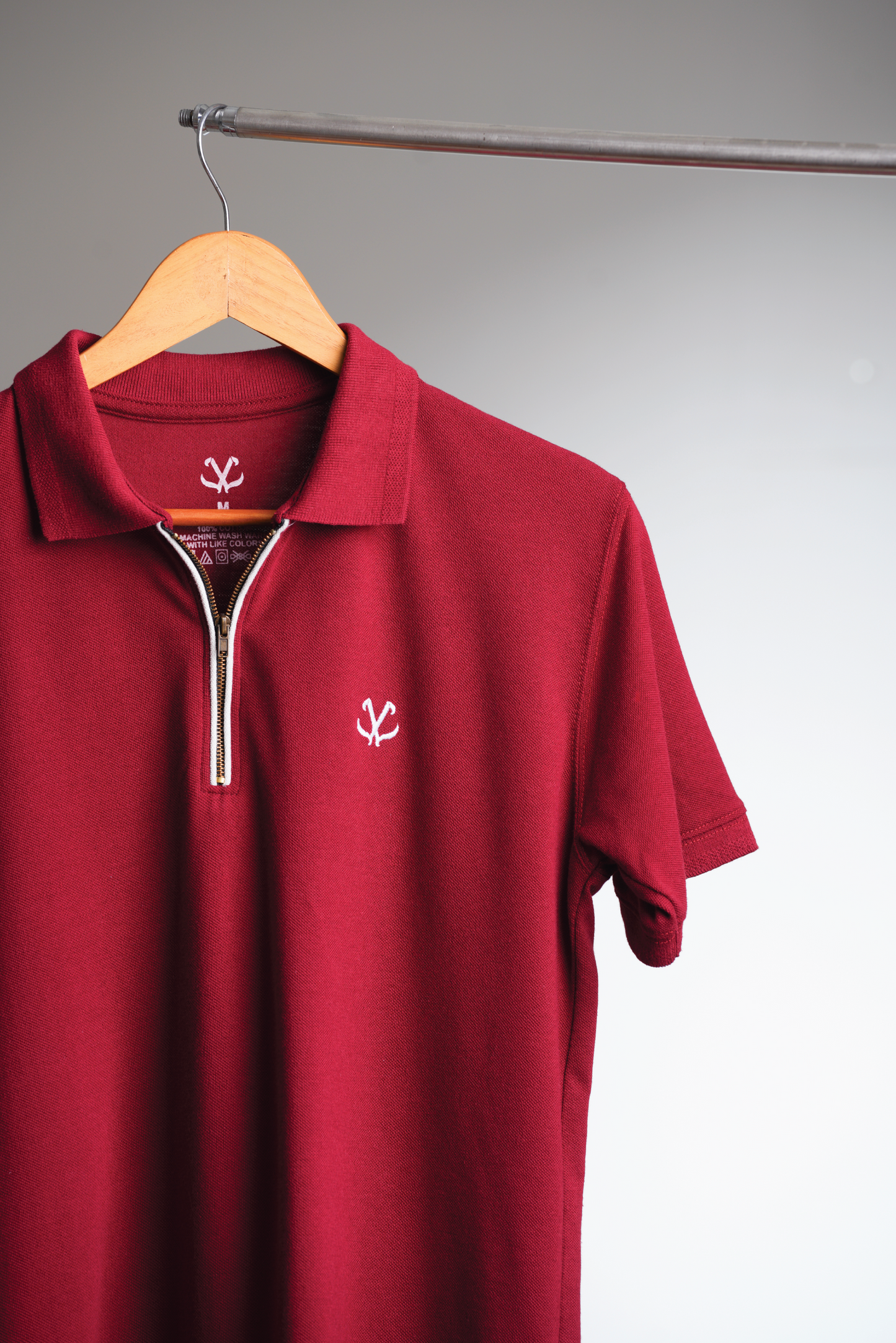 MAROON BASICS ZIP POLO